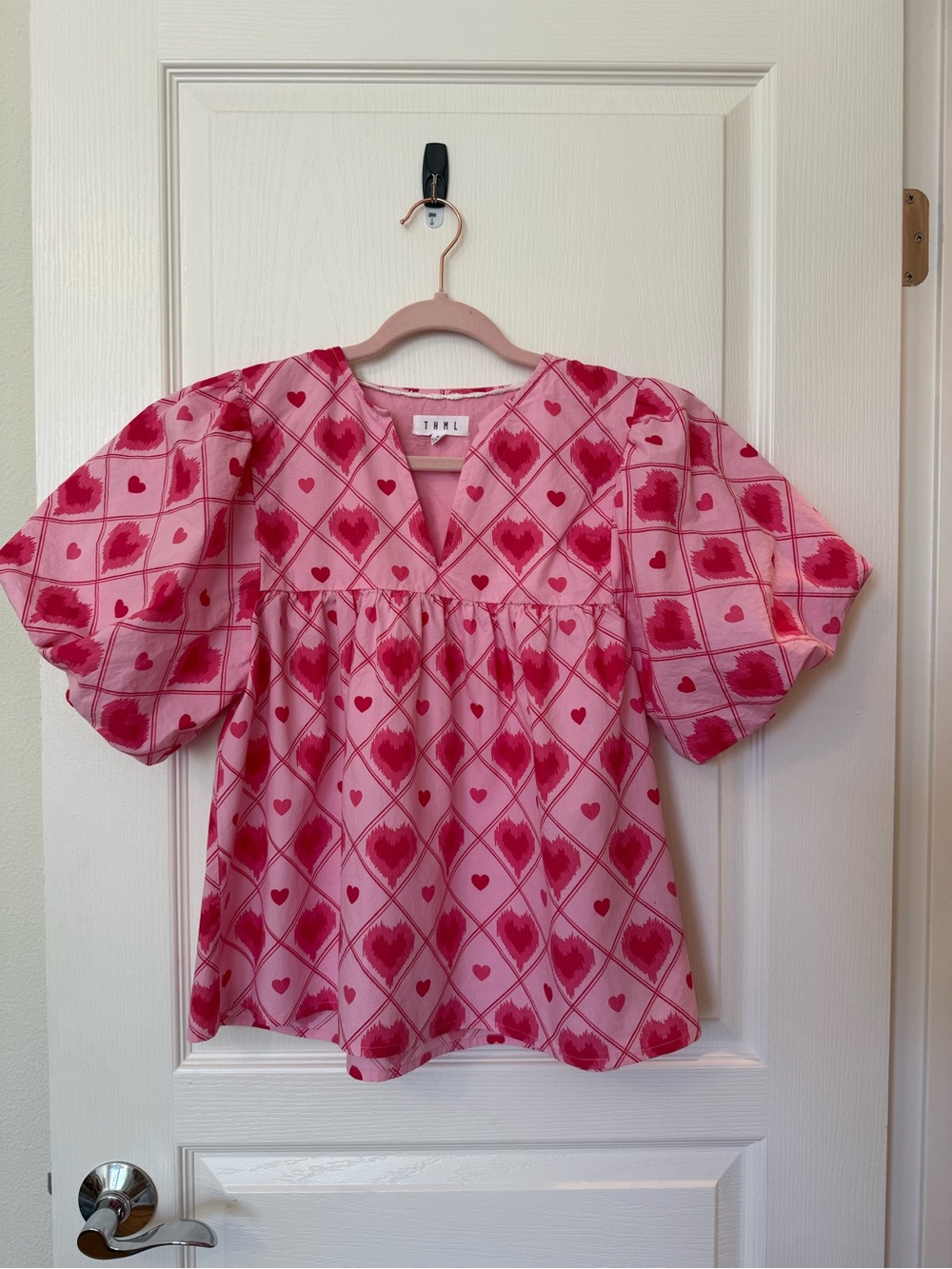 THML Pink & Red Heart-Print Puff Sleeve Blouse